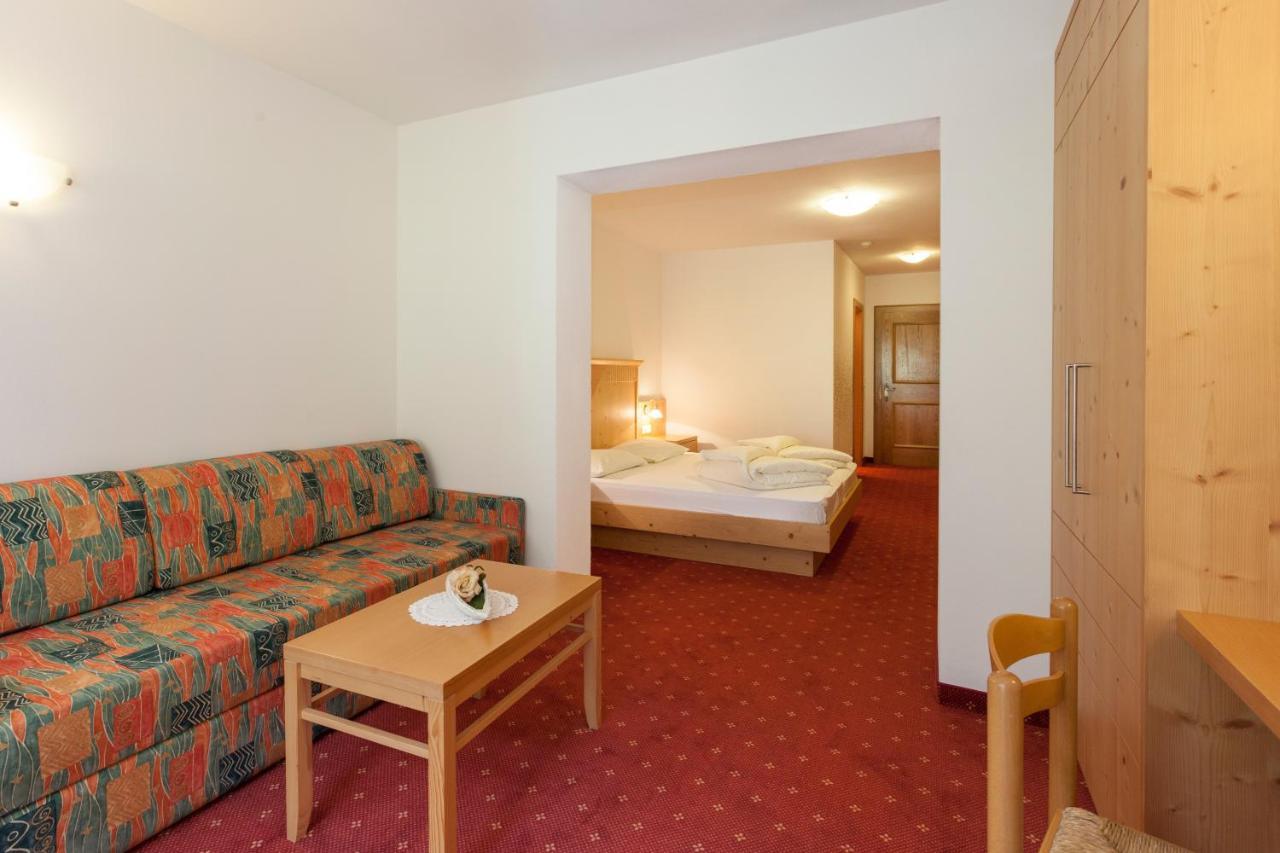 Alpenspitz Appartements - Garni - B&B ラチーネス エクステリア 写真